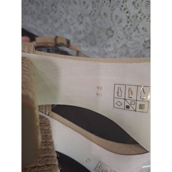 Jeffrey Campbell Rowboat Beige Espadrille Block Heel Sandals Sz. 8.5 NWOB - Picture 7 of 8
